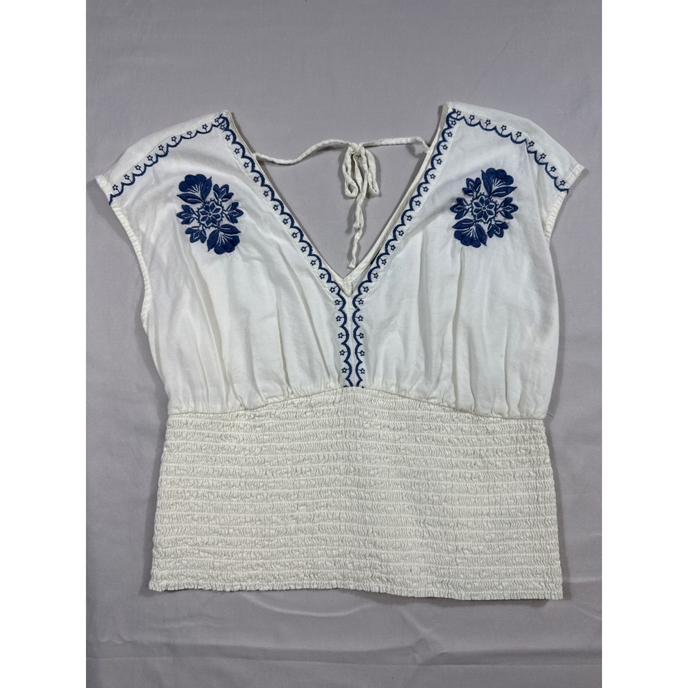 Old Navy Womens Large White Blue Floral Embroidered Smocked Waist V-Neck Top
